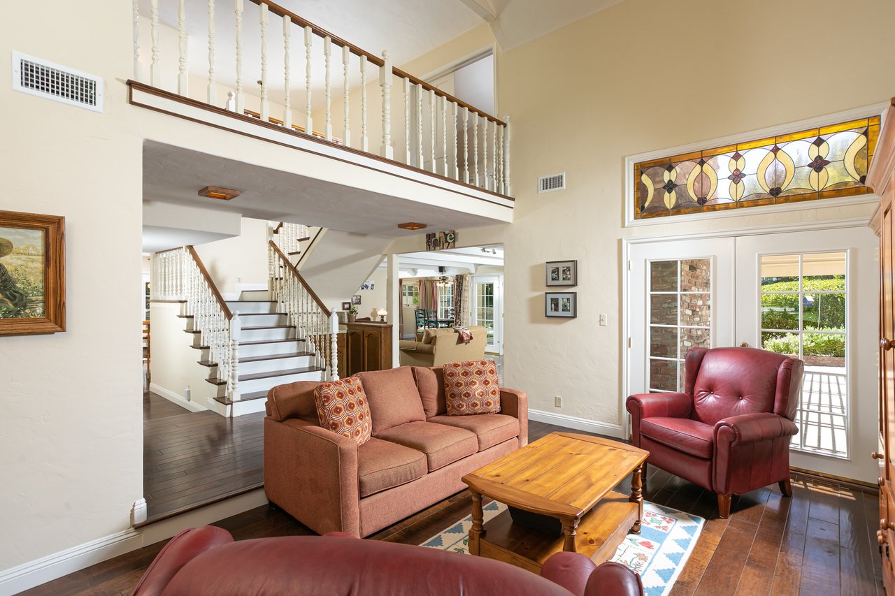 27101 Hidden Trail Rd