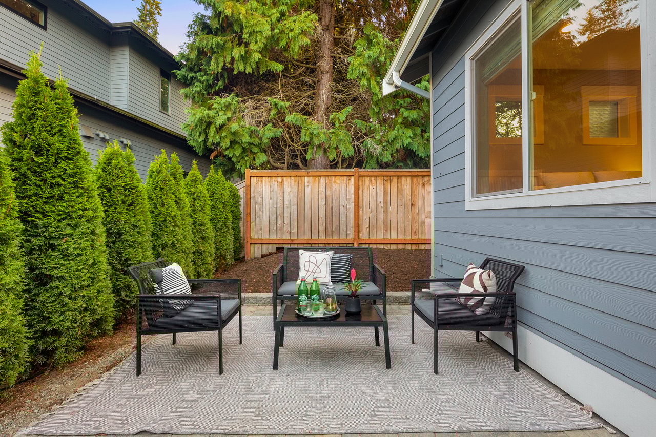 13005 NE 73rd Street Unit: 2