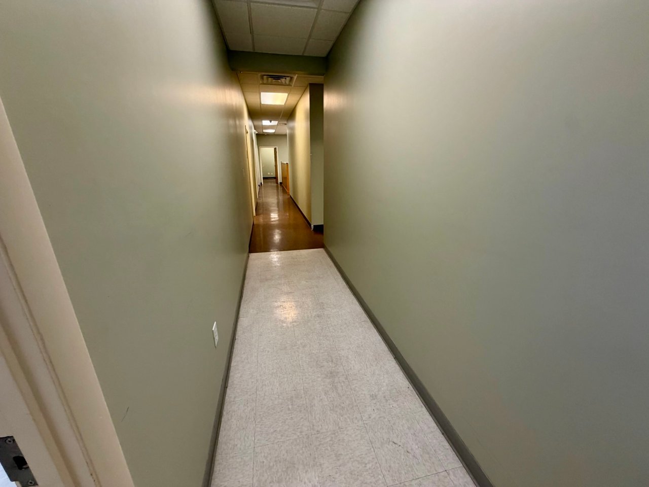 514 Mary Esther Cut Off NW