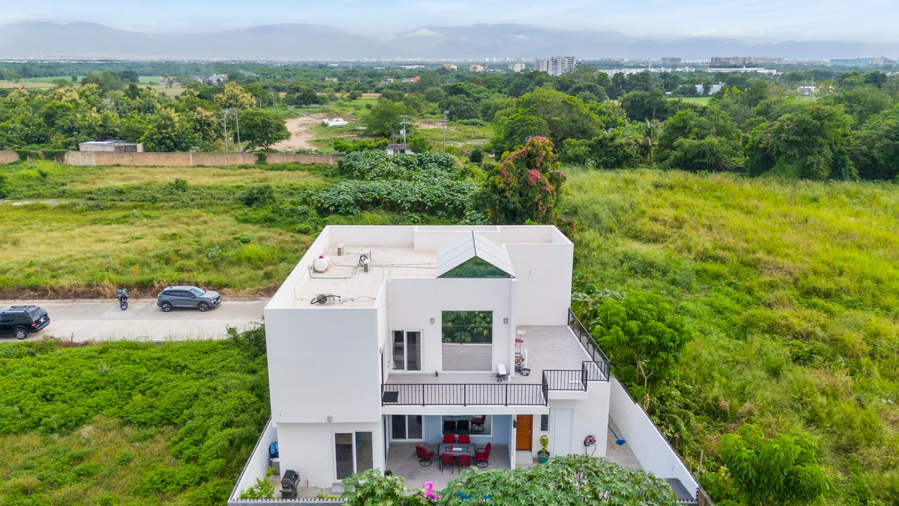 5 Bed Casa Luxe – Elevated Living in Bucerías Only $625K USD