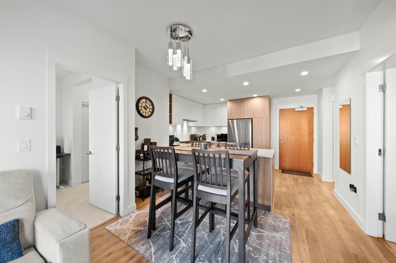 211-750 Dogwood St