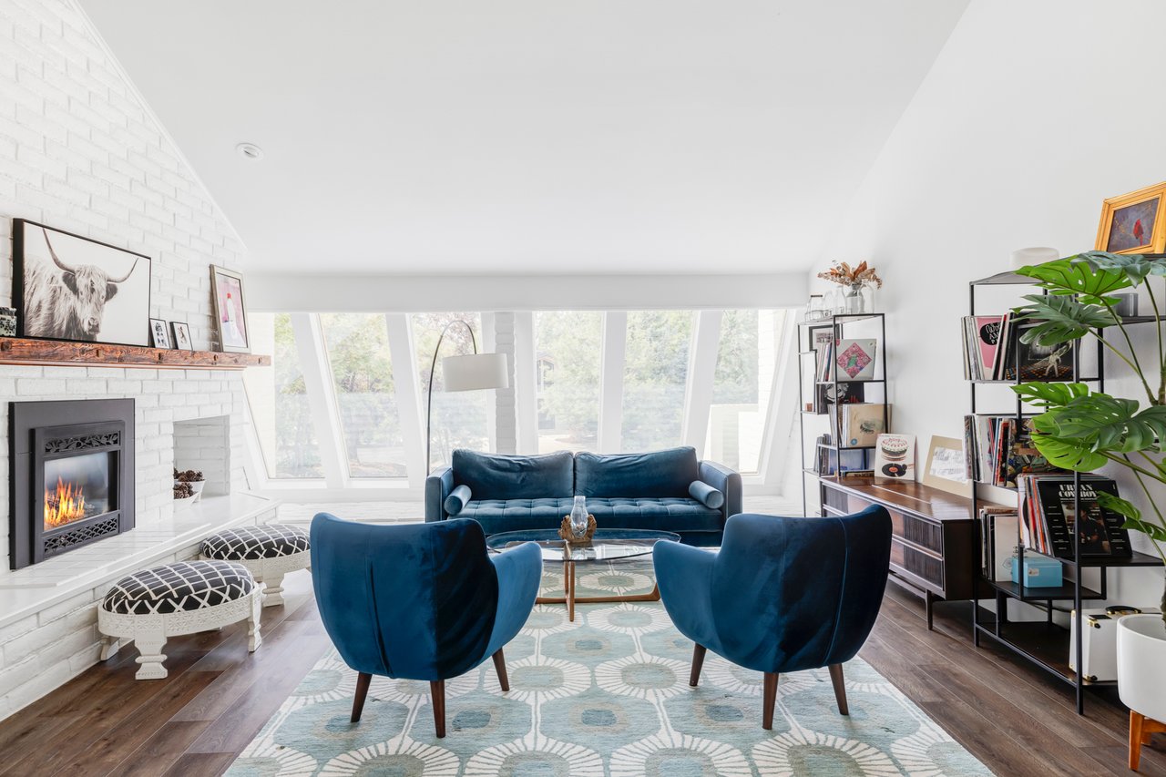 7306 Island Circle