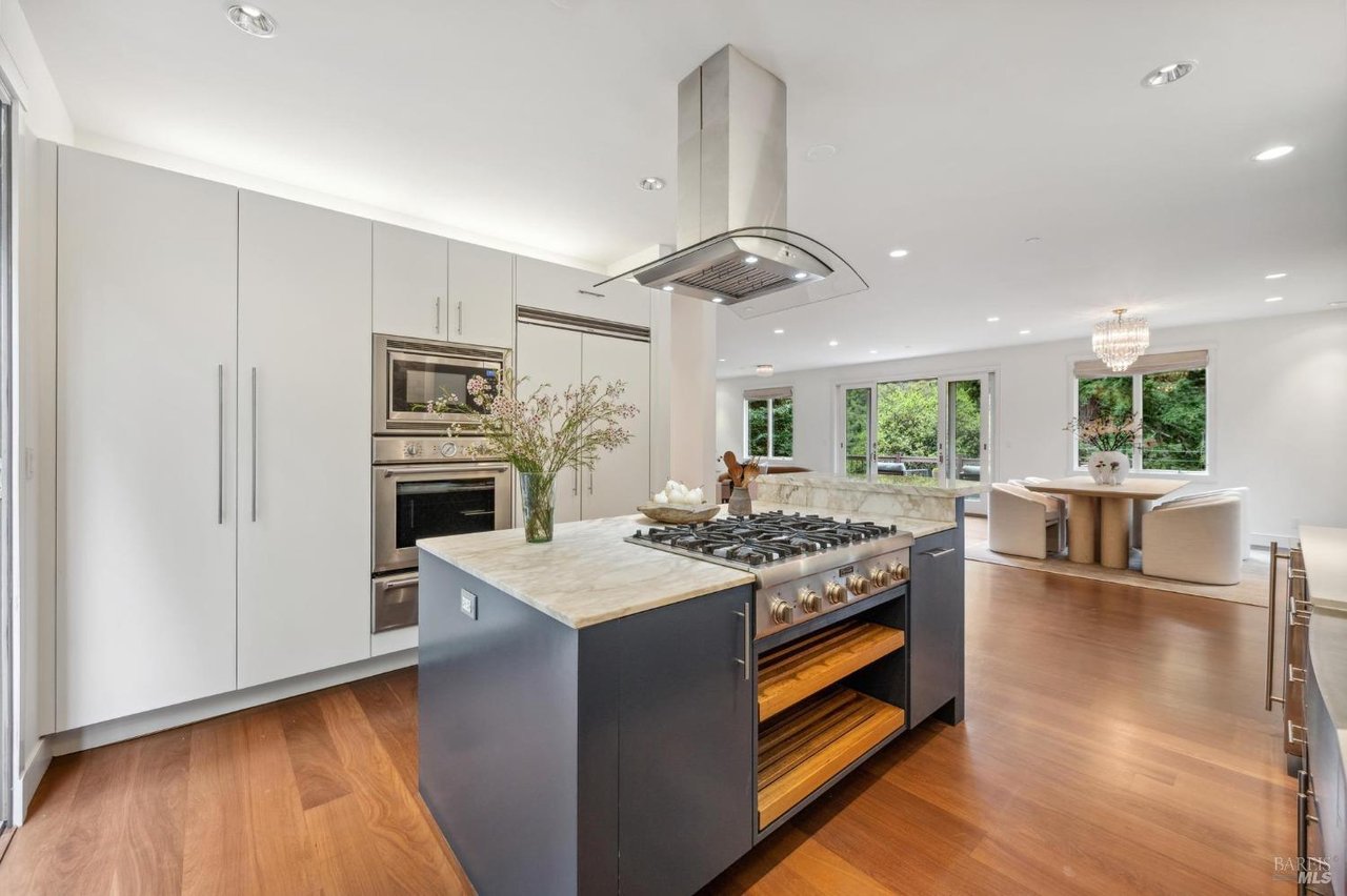 Stylish Mill Valley