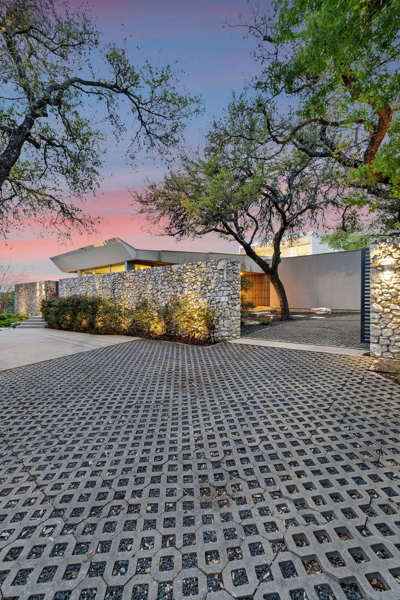 403 Graciosa Cove - Westlake Hills Modern Architectural Estate
