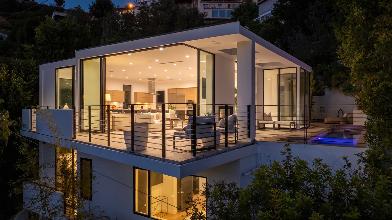 1516 Forest Knoll Dr, Sunset Strip