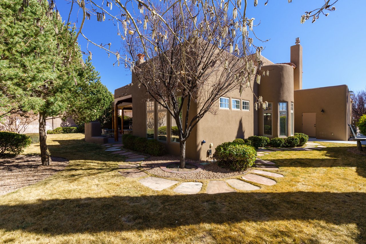 12053 Irish Mist Rd NE