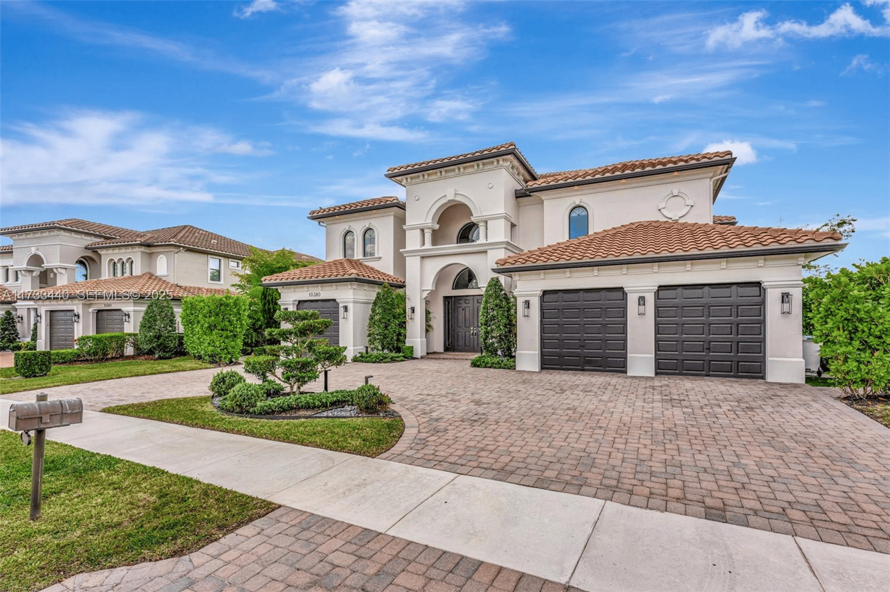 10380 S Barnsley Dr