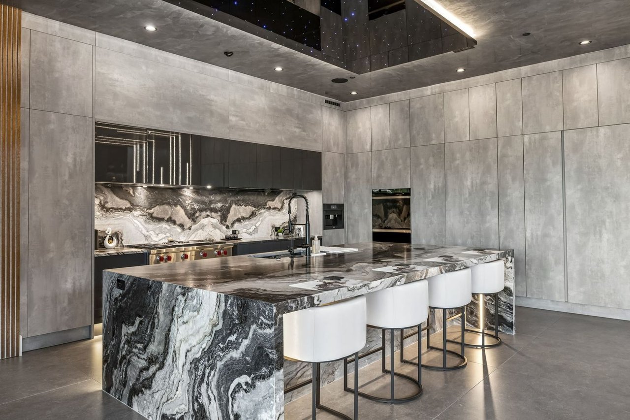 3430 Santa Bella Dr