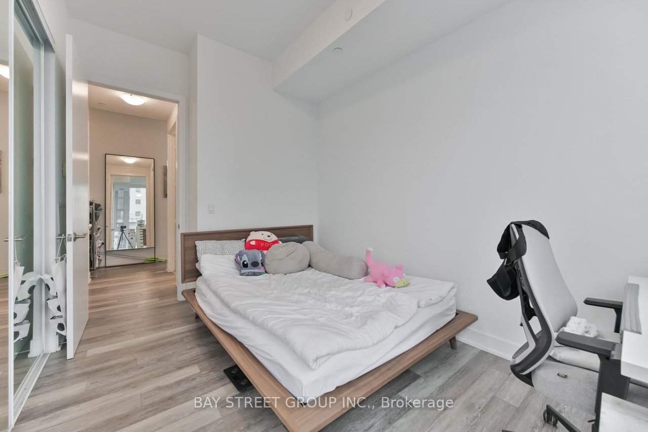 PENTHOUSE IN THE HEART OF NORTH YORK