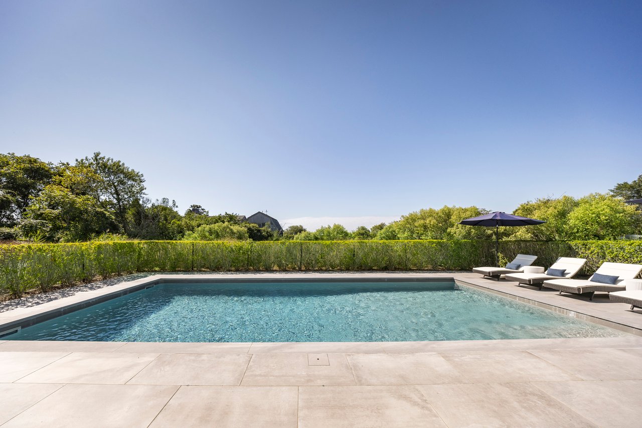 1076 Ocean Road, Bridgehampton