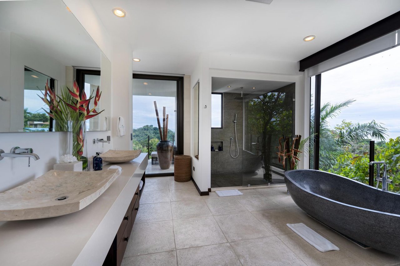 Iconic Infinity Pool Estate, Manuel Antonio, Puntarenas