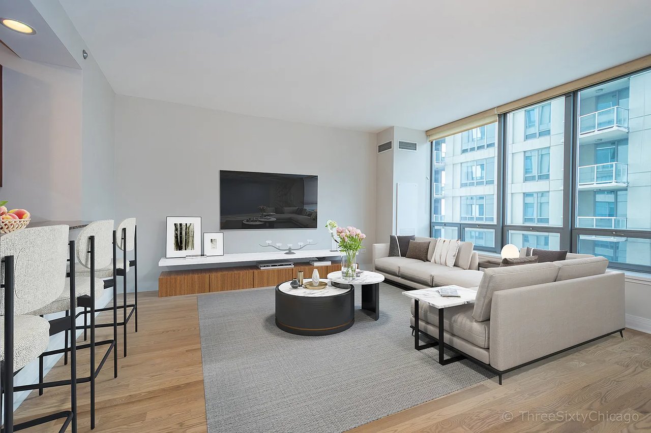 600 N Lake Shore Dr Apt 2702