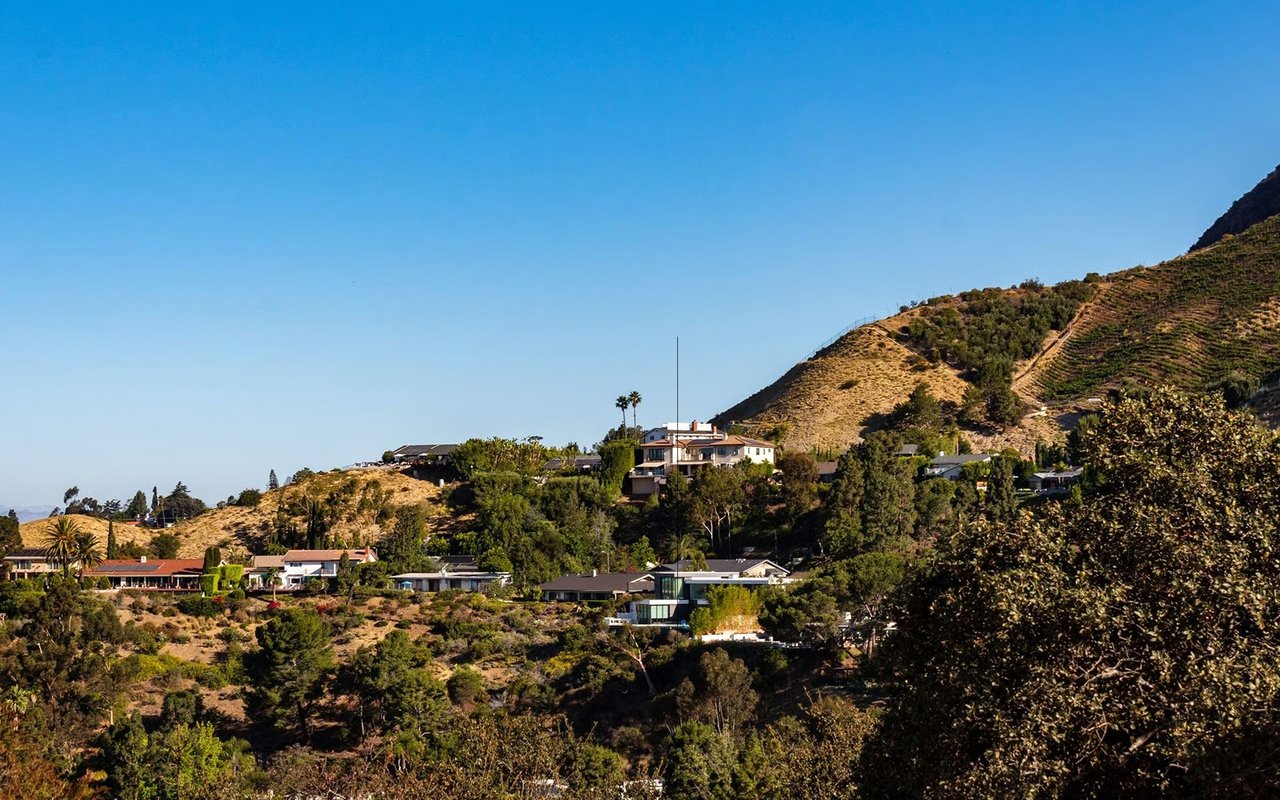 Hollywood