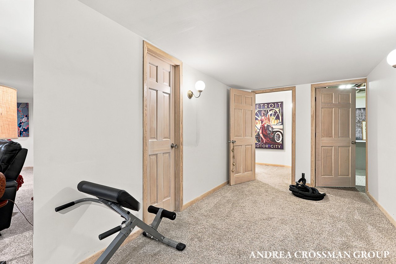 1215 Ash Drive