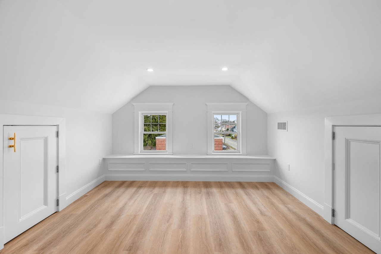 36 Rockaway Ave