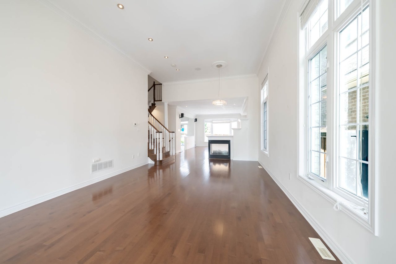 3 Shortreed Grove 