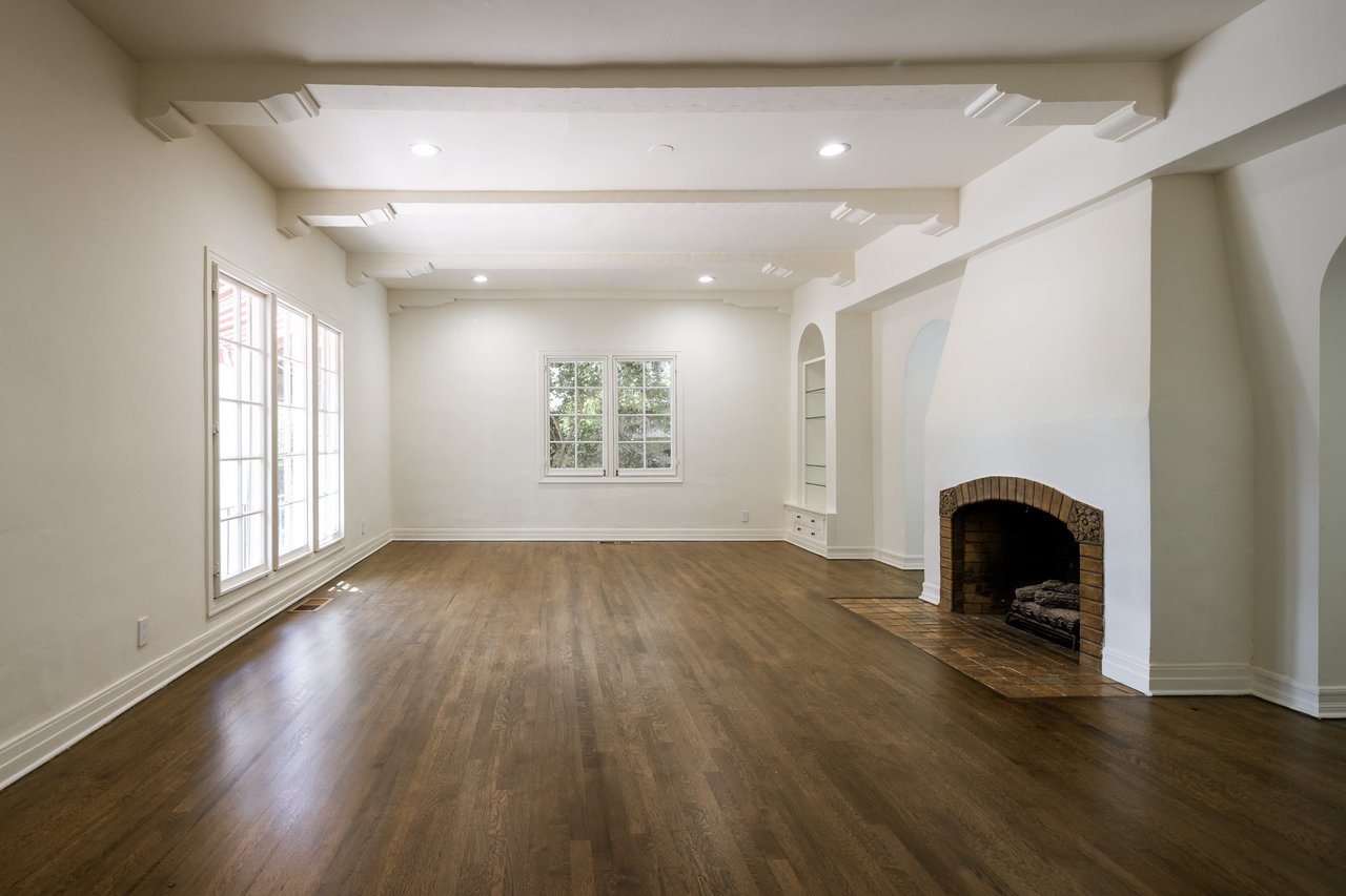 925 N Rexford Dr, Beverly Hills