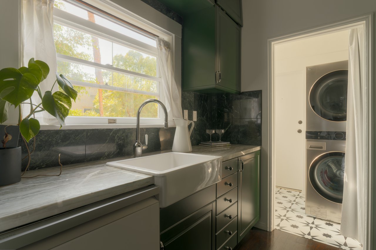 3400 San Marino St Unit M, in K-Town