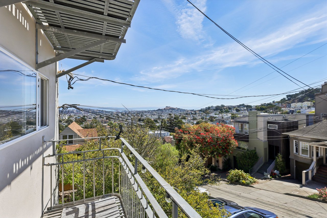 930 Elizabeth St #1