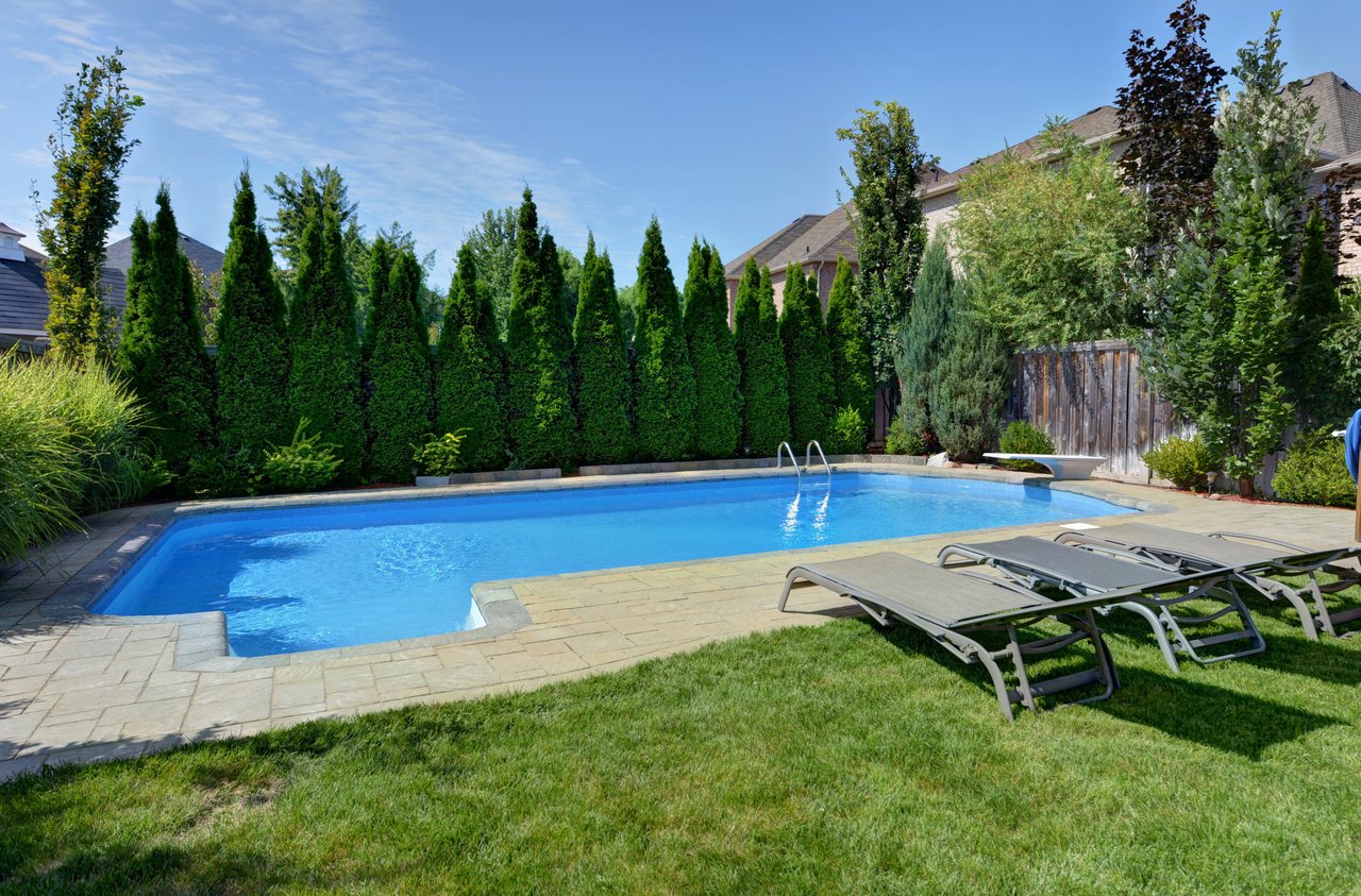 2316 Hall Manor Dr
