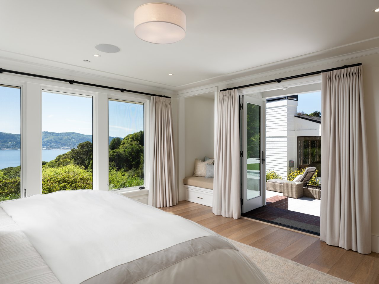 The Extraordinary Round Hill Estate