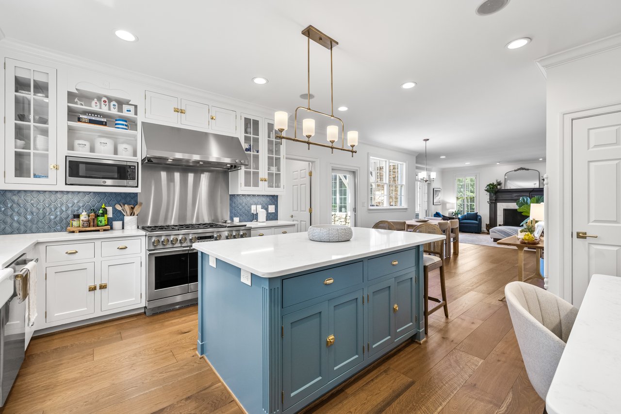 Waterford Colonial