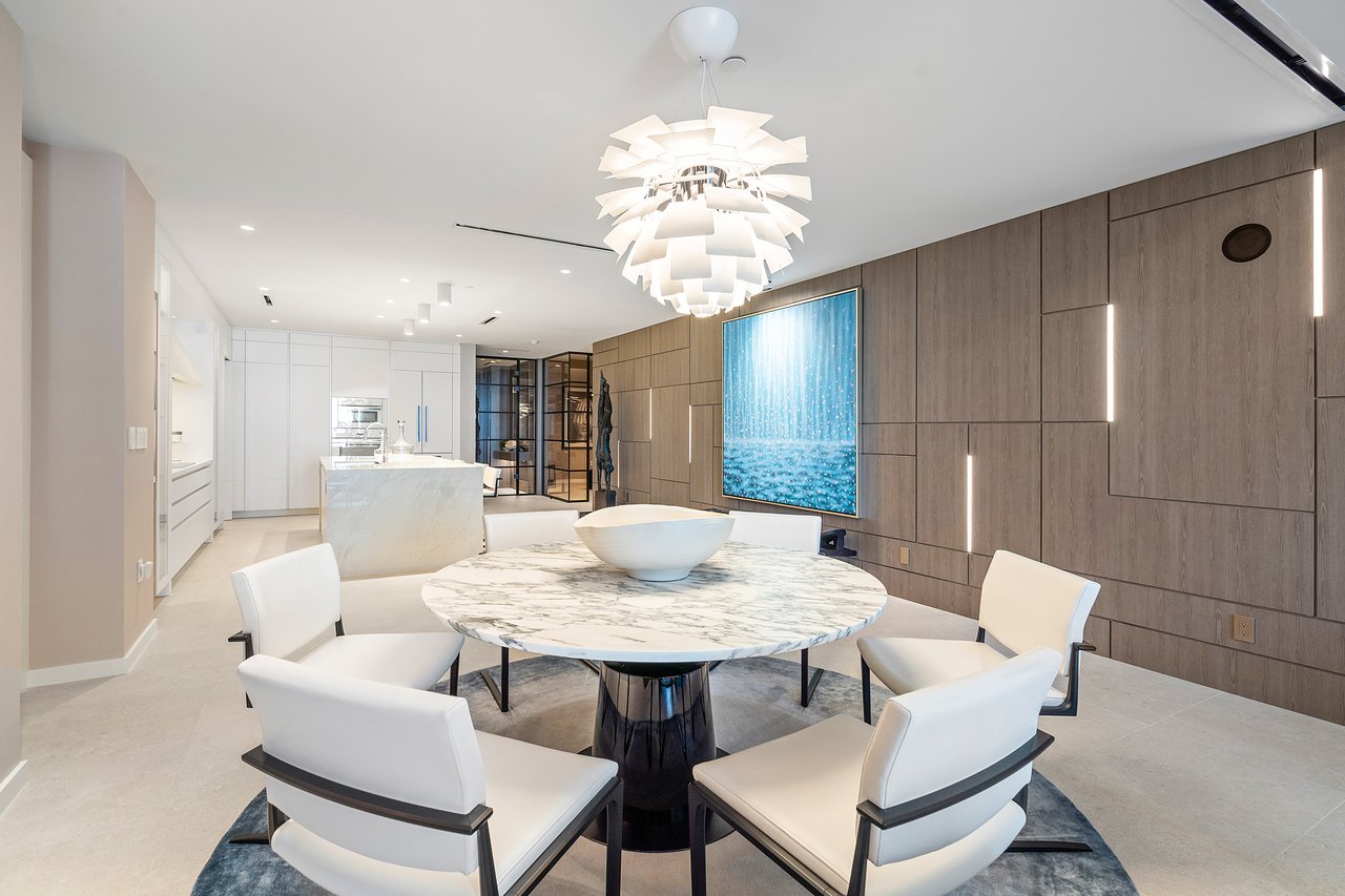 200 SE Mizner Blvd #809