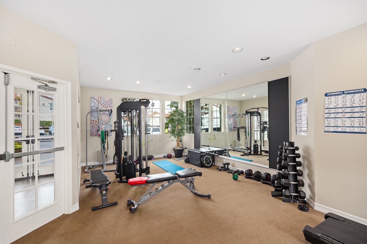 10 Corniche Drive D