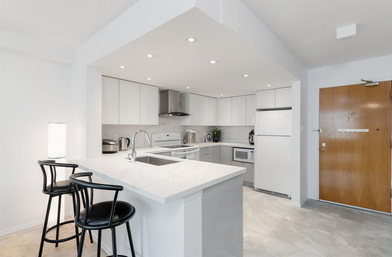 6055 Nelson Ave, #2102