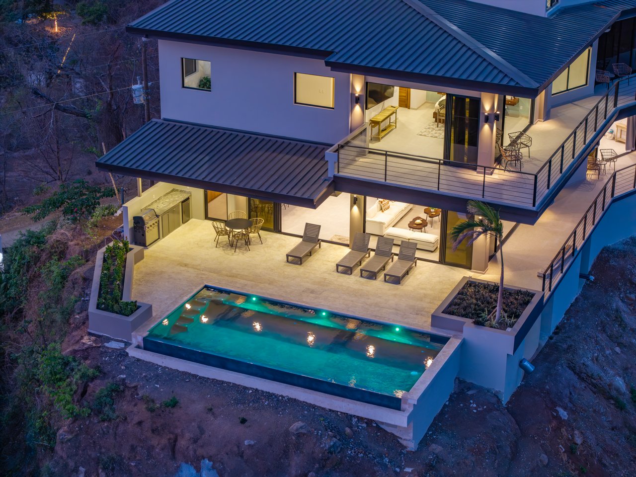 Casa Vista Escondida | 5 Bedroom Ocean View Estate with Seller Financing & Additional Lot in Playa Potrero Costa Rica