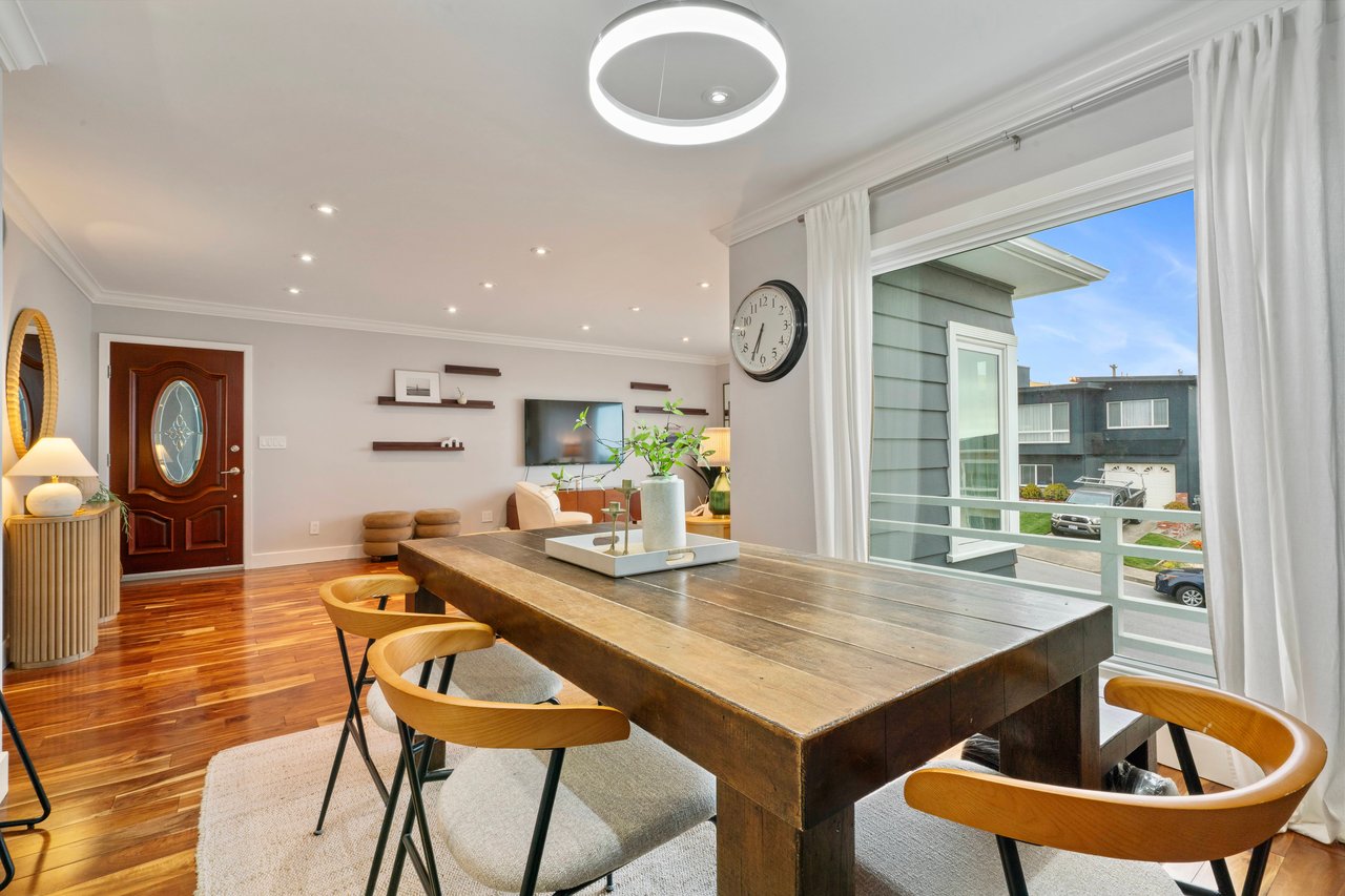23 Fernwood Ave