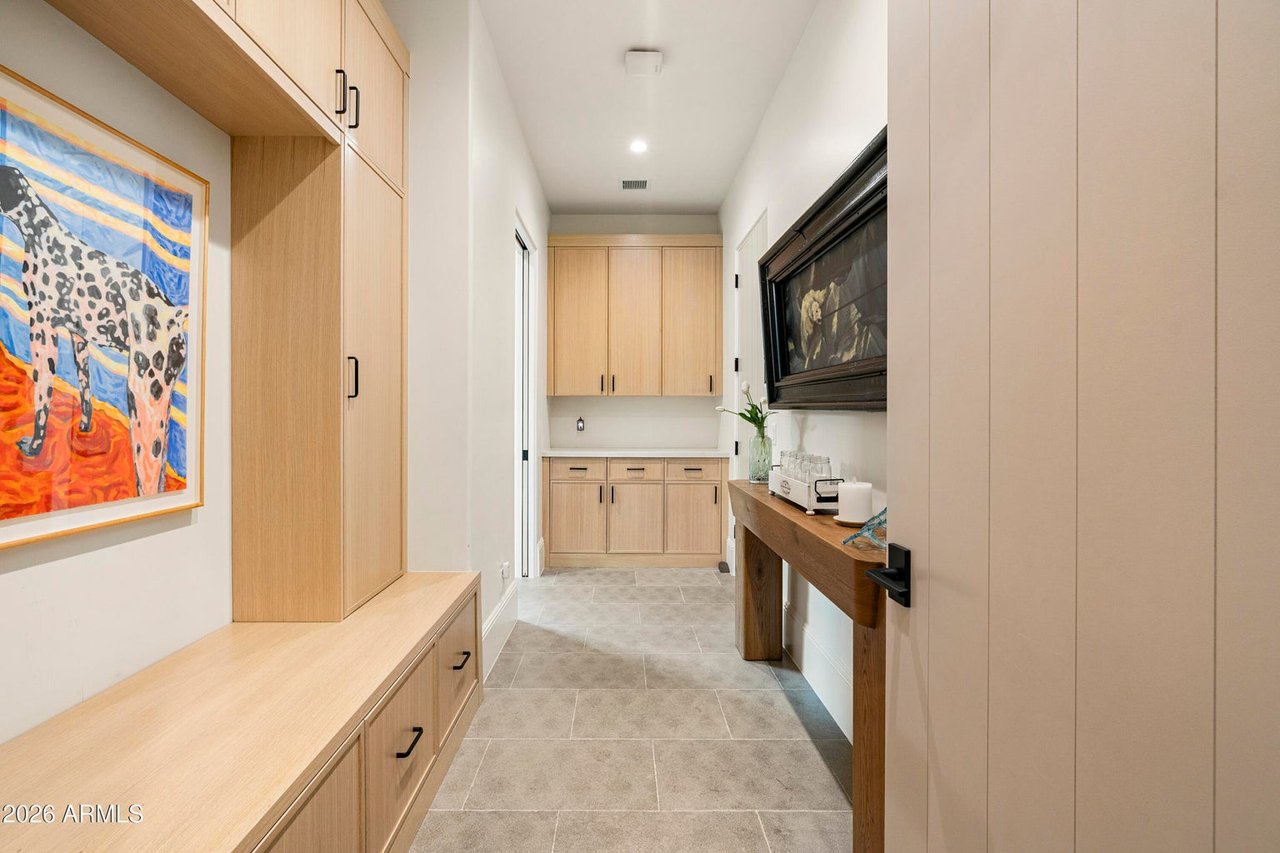 5432 E VIA DEL CIELO