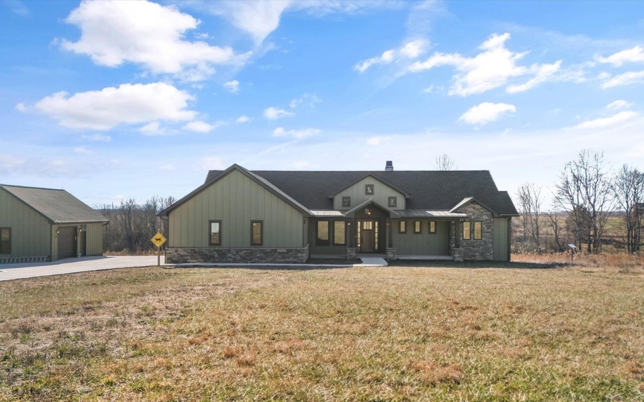 Wallace Luxury Spotlight | 1150 Hillendale Road Crossville, TN 38572