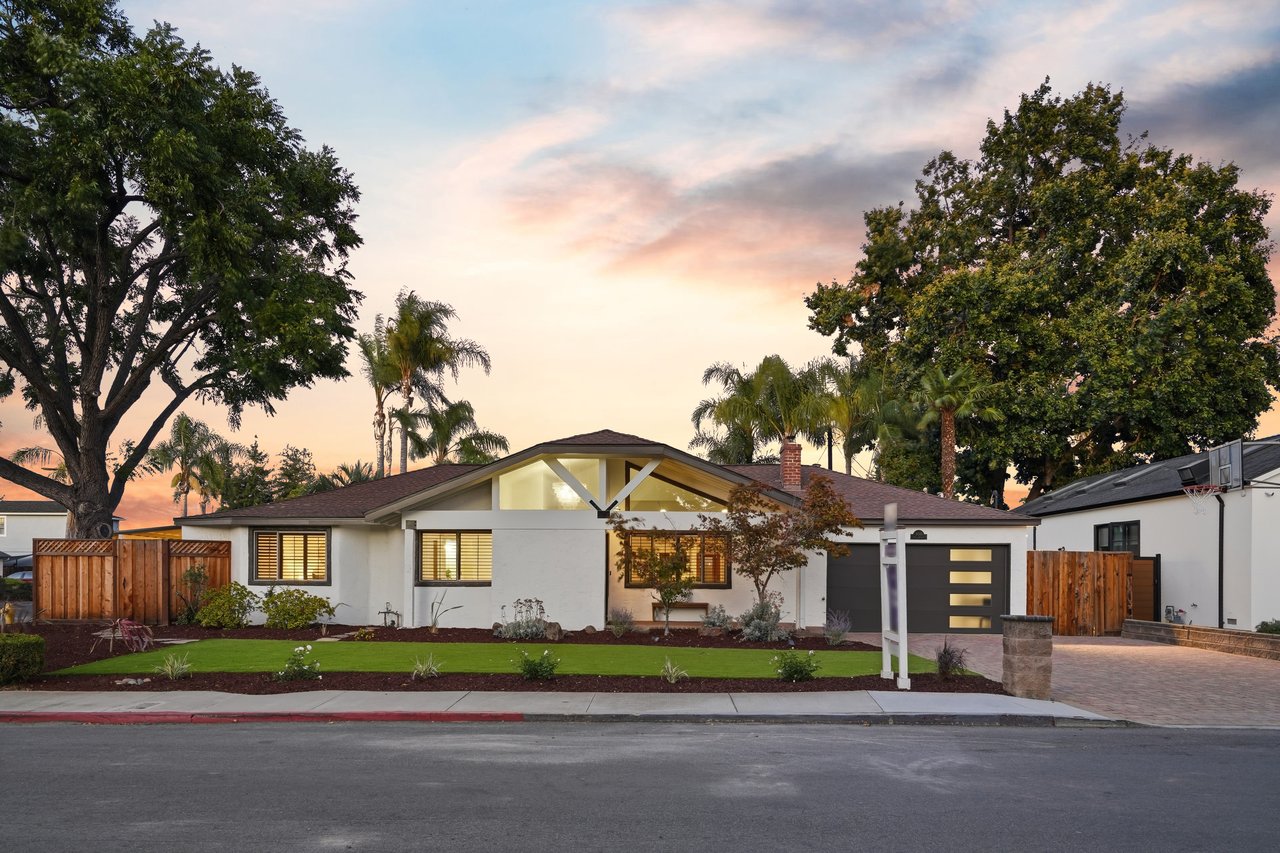 900 Eden AVE