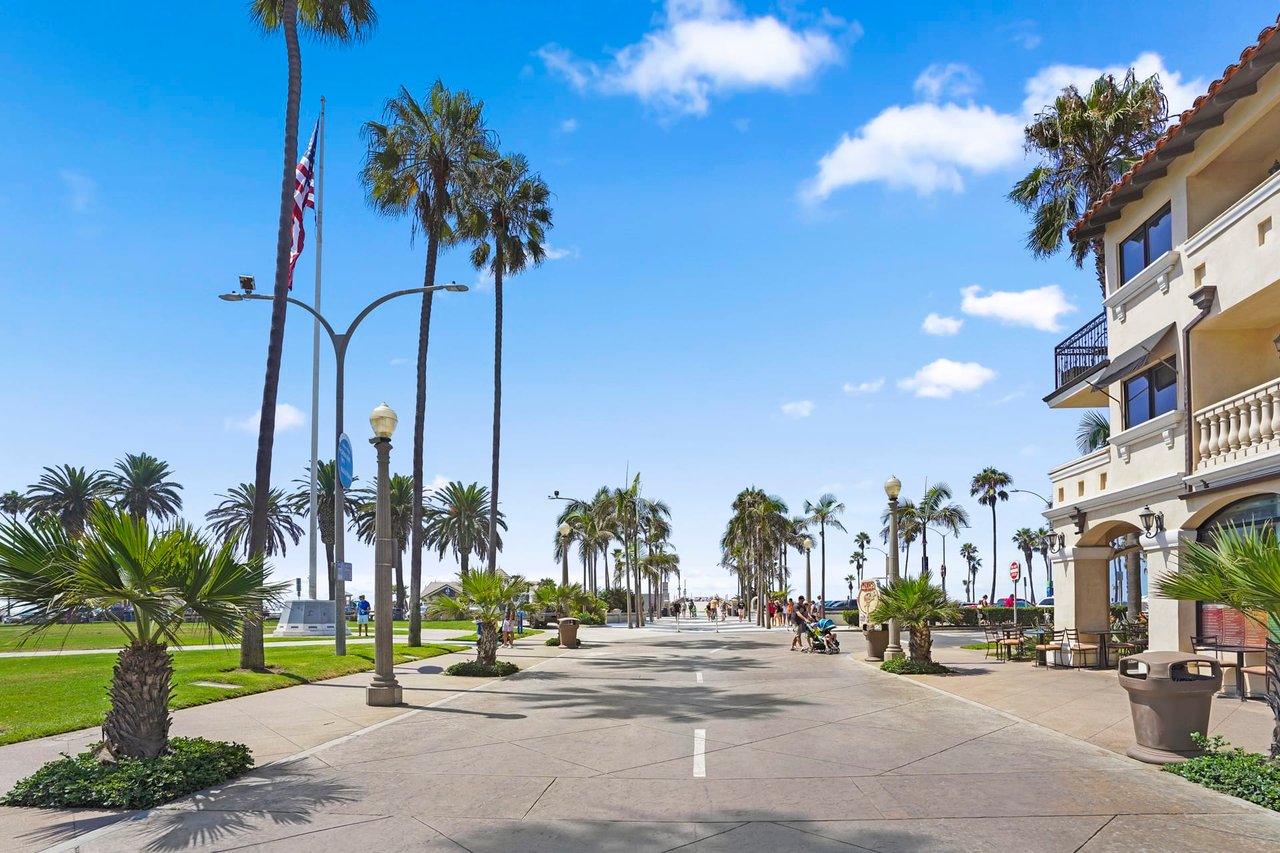 702 Oceanfront 