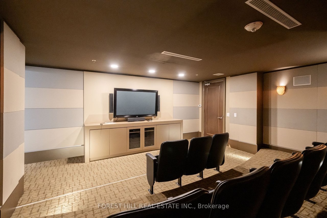 LIVING IN ARIA PENTHOUSES