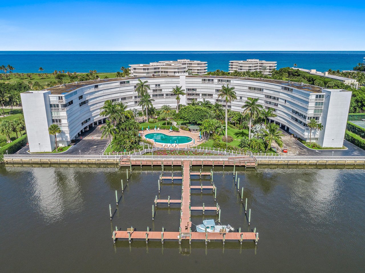 2505 S Ocean Blvd, #3090