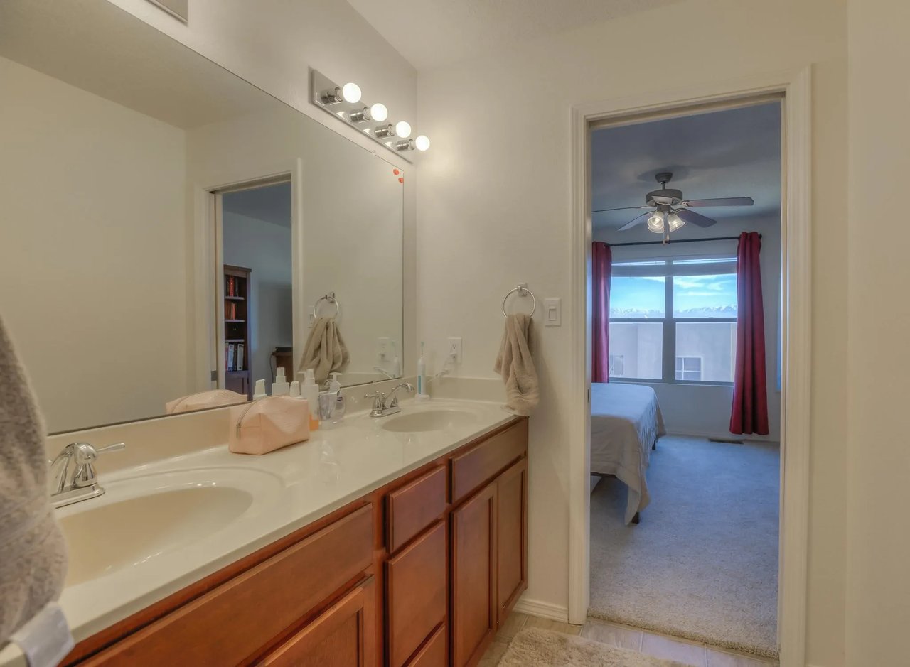5008 Sala De Tomas Dr NW