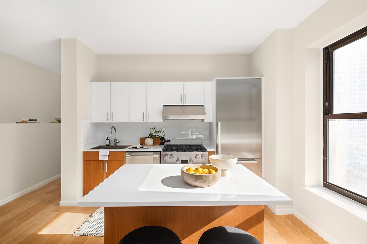 20 West Street, Apt 18-F