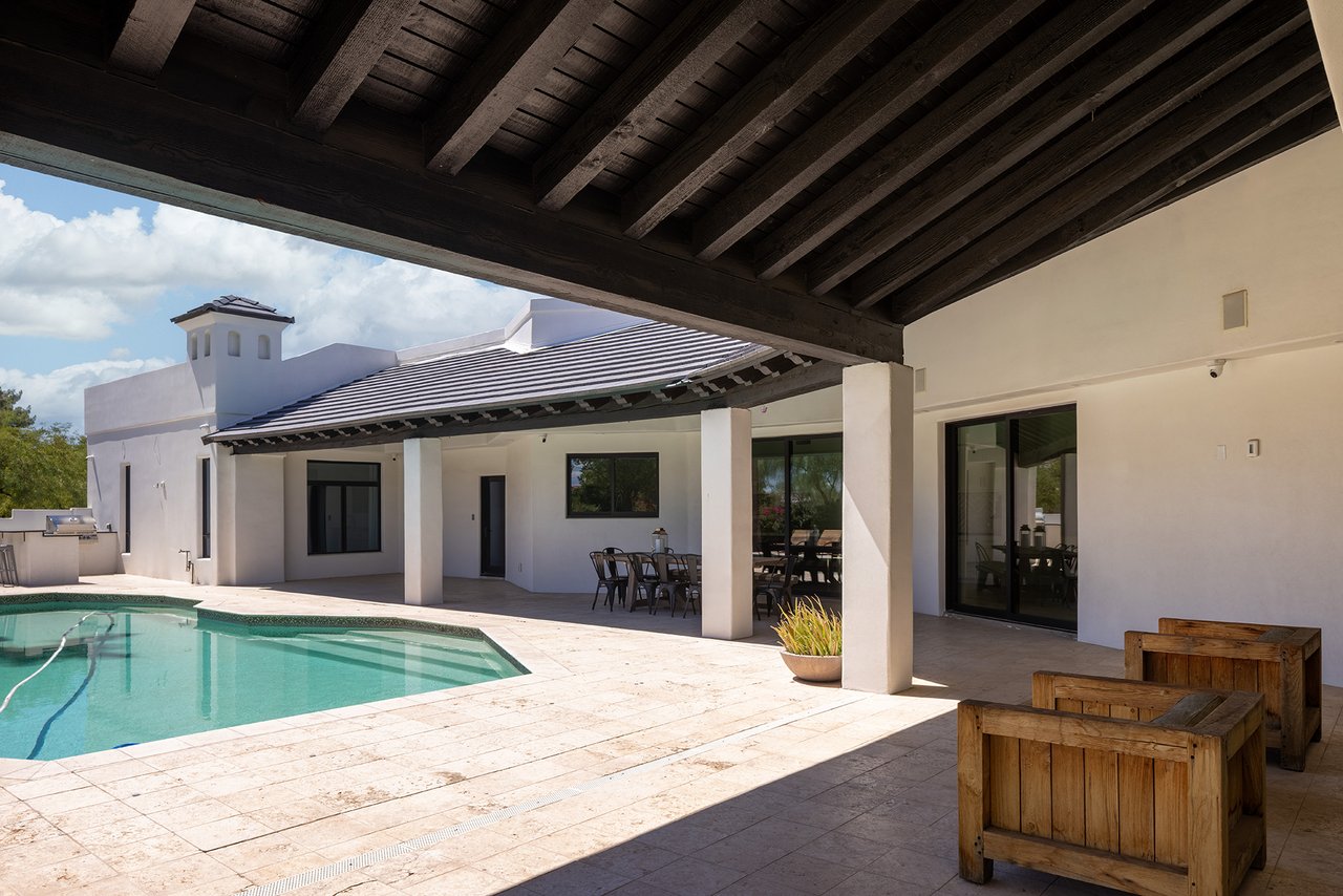 6718 E SAN JUAN Avenue