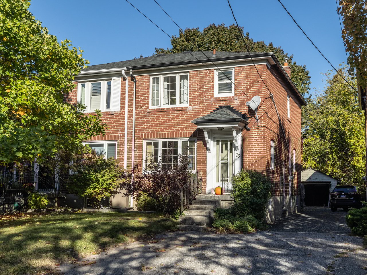 76 Thursfield Crescent