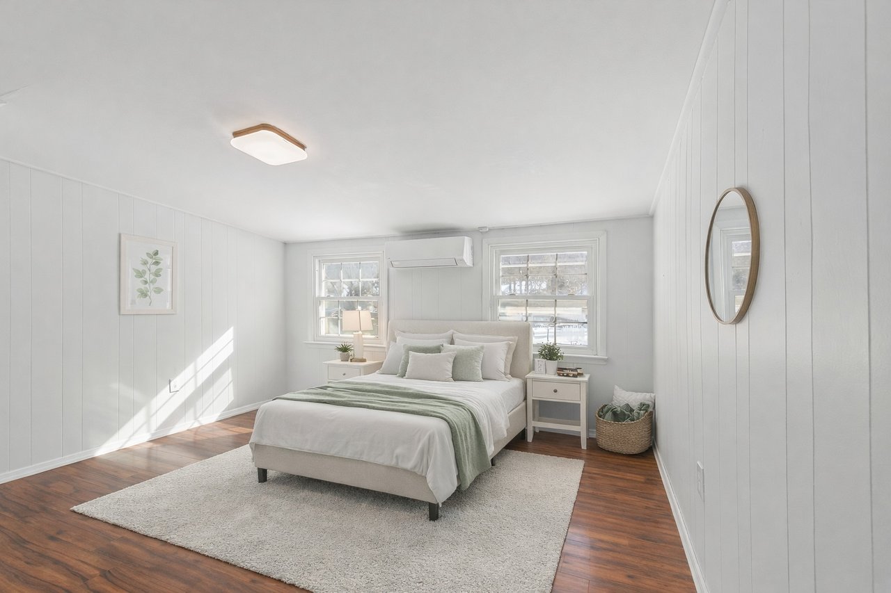 Effortless Living in a Private Deerfield Retreat