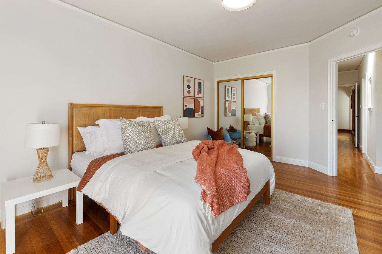 Sunny Spacious Home in Portola District