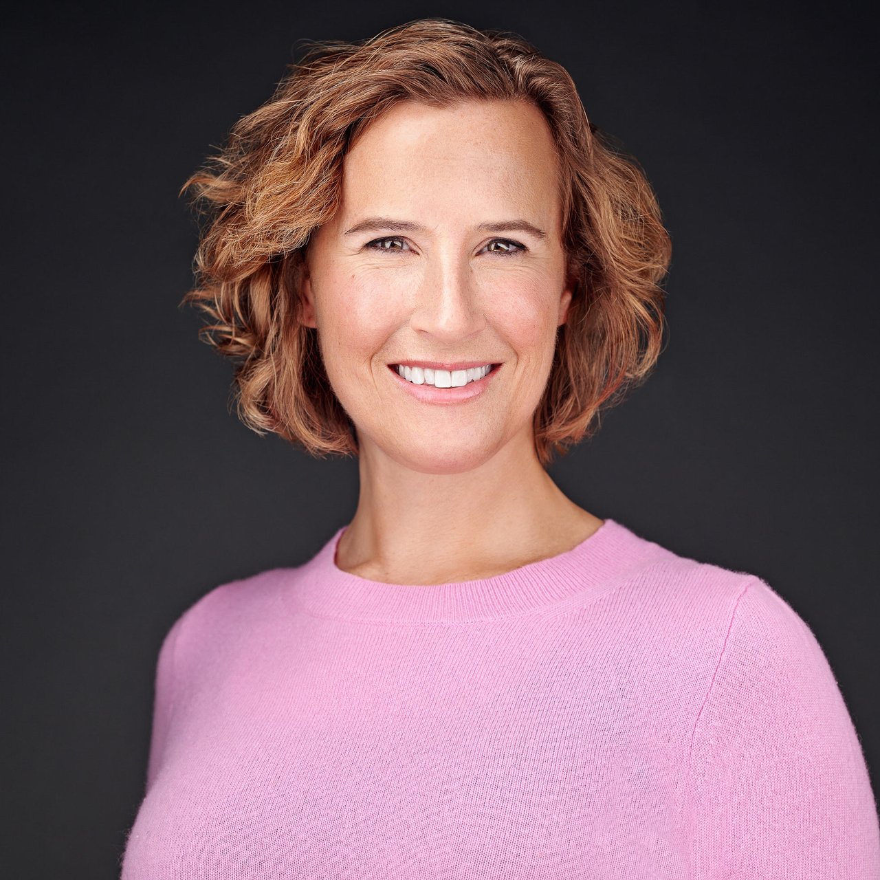 Julie Newman Needham, MA Real Estate Agent Headshot