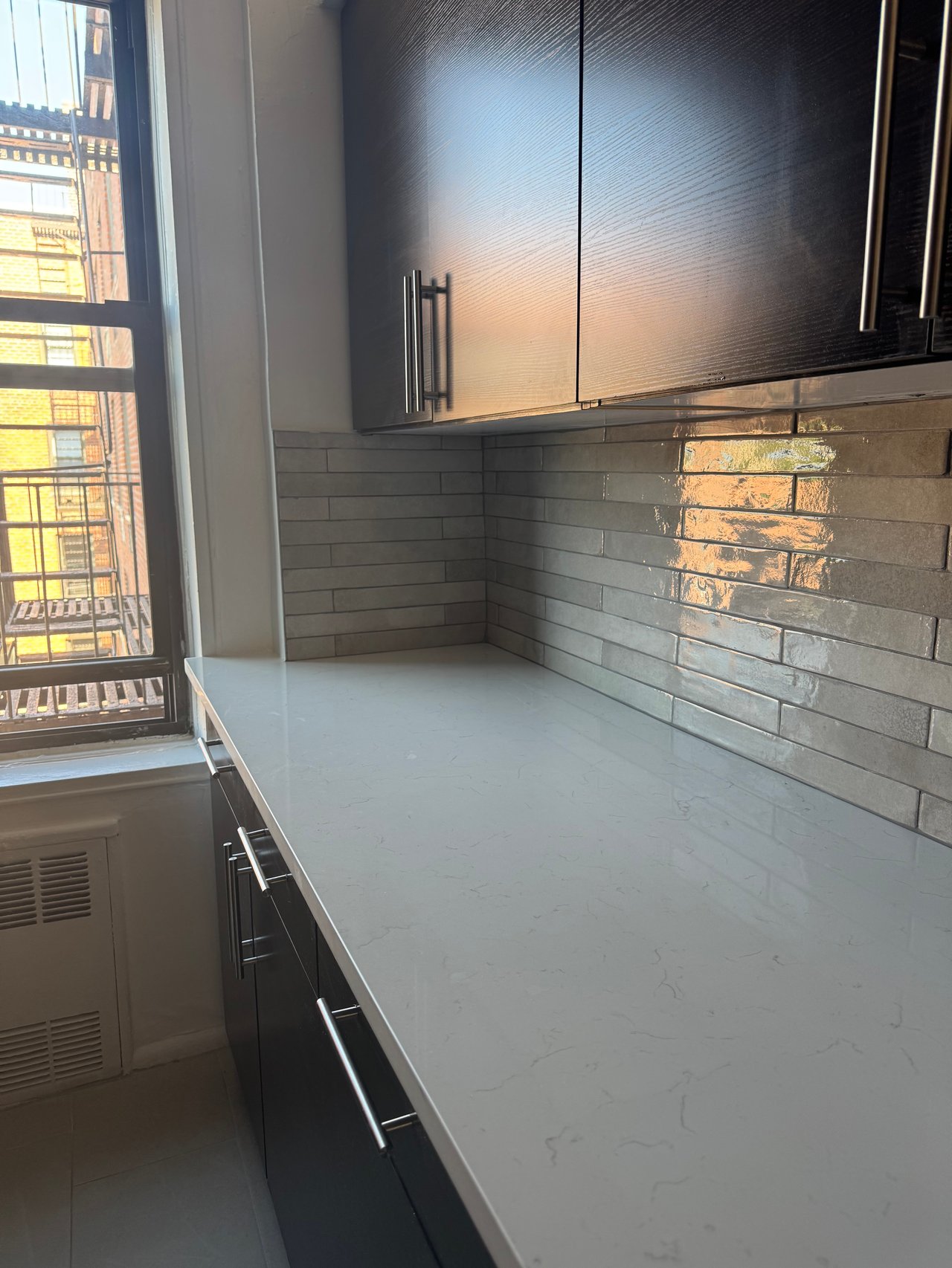 415 Beverly Rd unit 3B