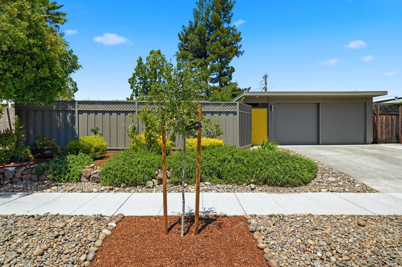 771 Duncardine Way