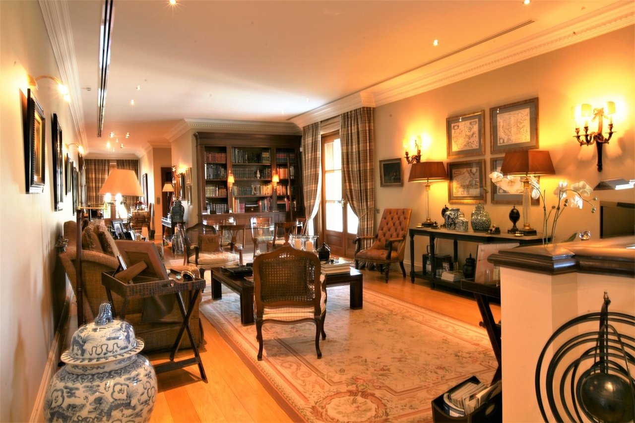 Special Luxury Condo with Sea Views in Athens