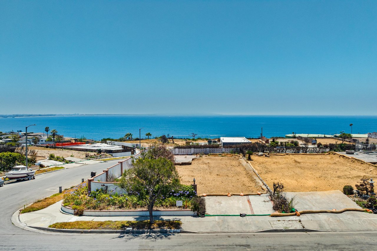 18348 Clifftop Way, Sunset Mesa