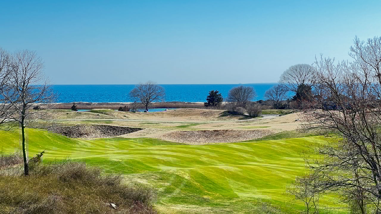 If Your House Isn’t Getting Offers, It May Be Time to Reassess the Strategy cover