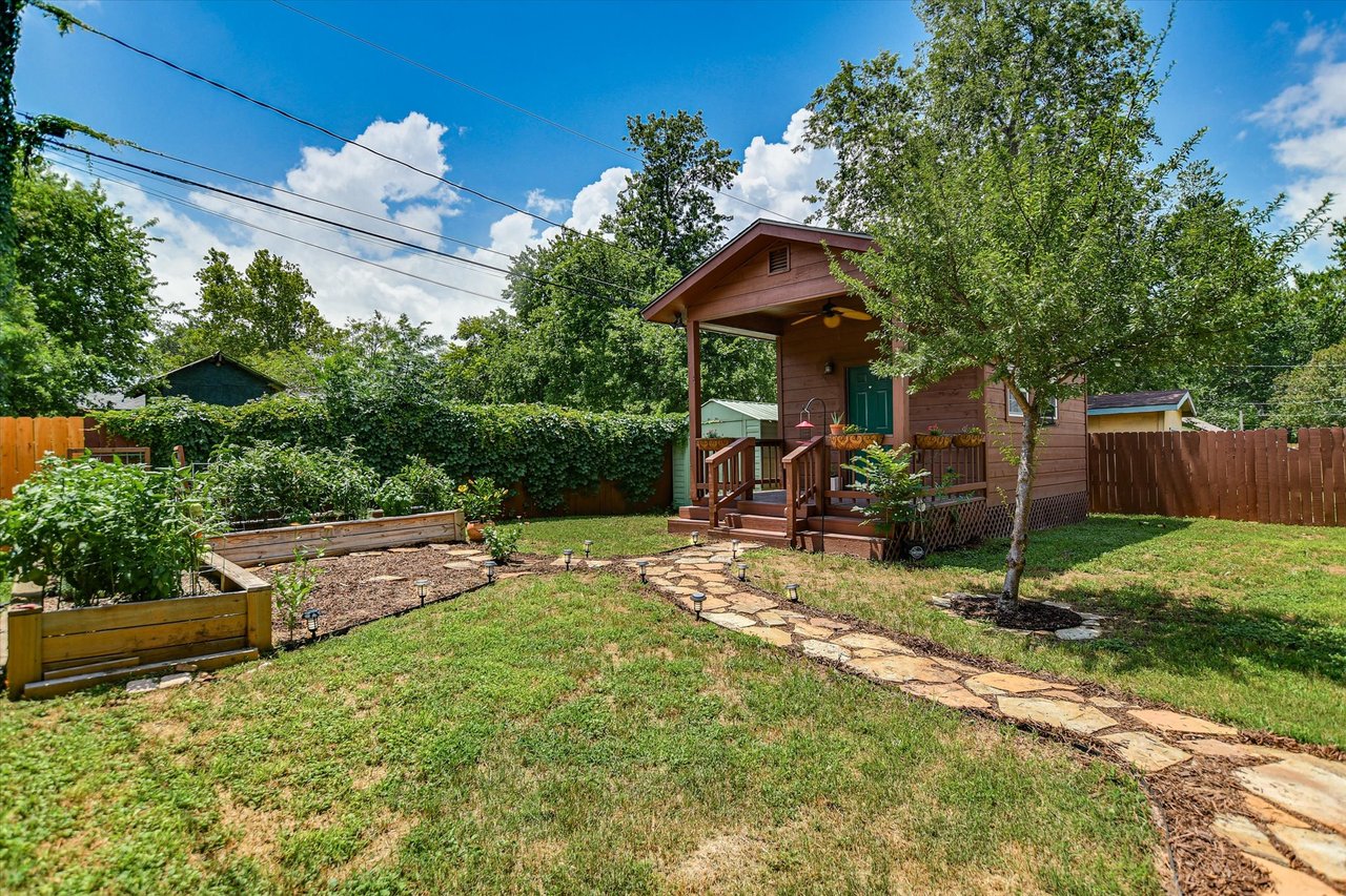 8917 Glenn Lane
